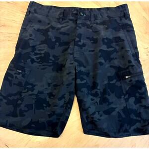 Avid Fishing Black Camo Shorts Sportswear Side Utility Pockets Hook Logo Mens 30